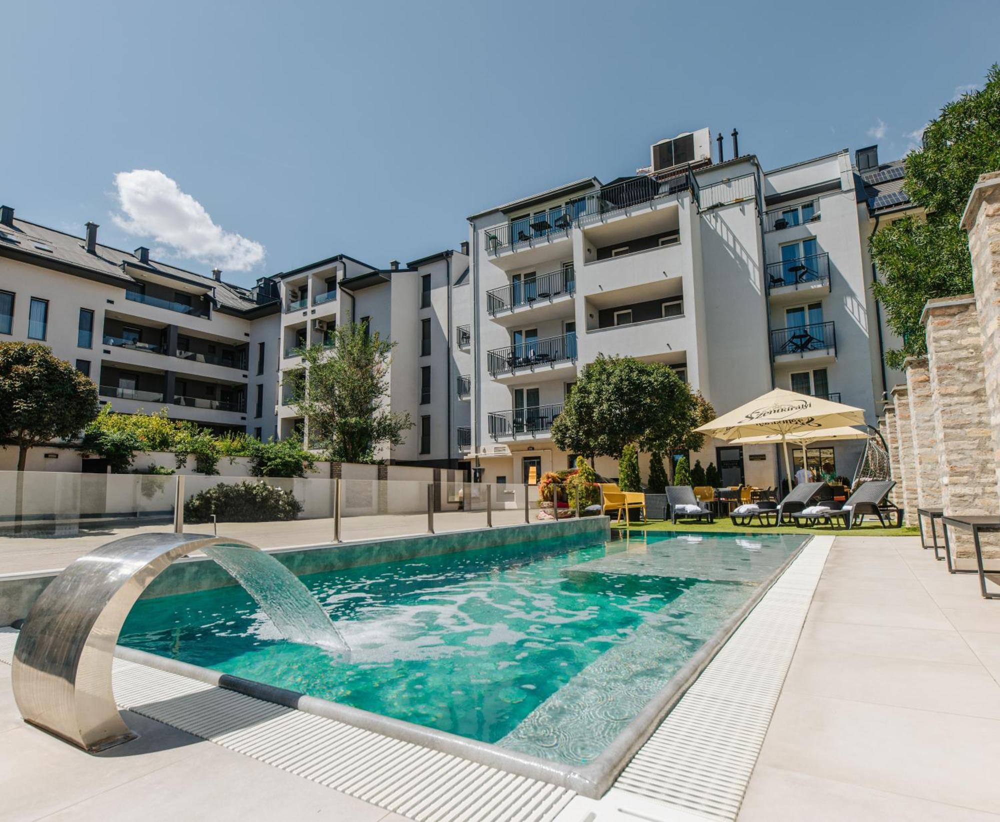 Hotel Auris Szeged Exterior photo