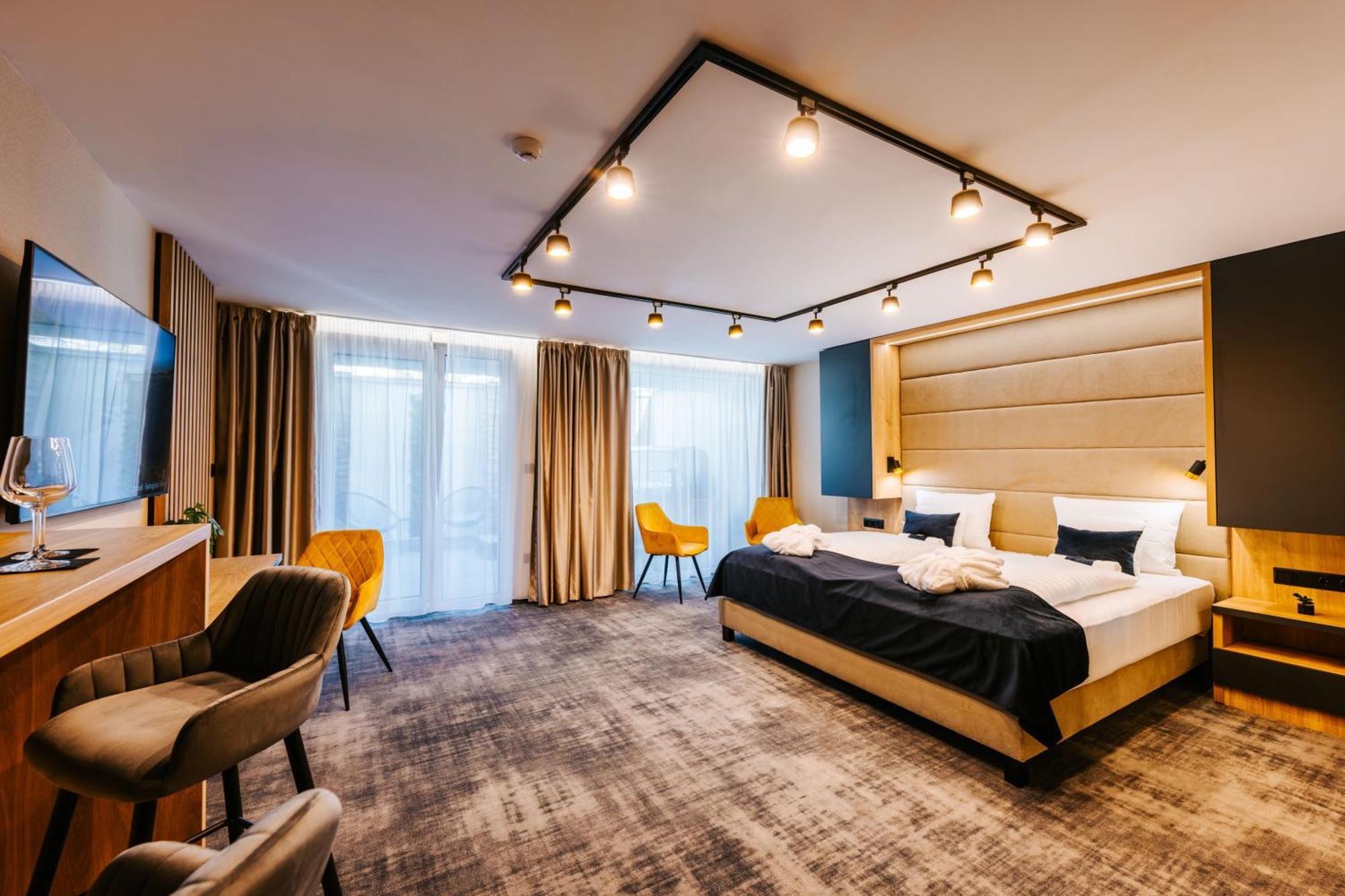 Hotel Auris Szeged Exterior photo